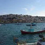 Ξενοδοχείο με διαμερίσματα Village