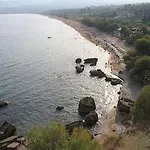 Village Aparthotel 3*