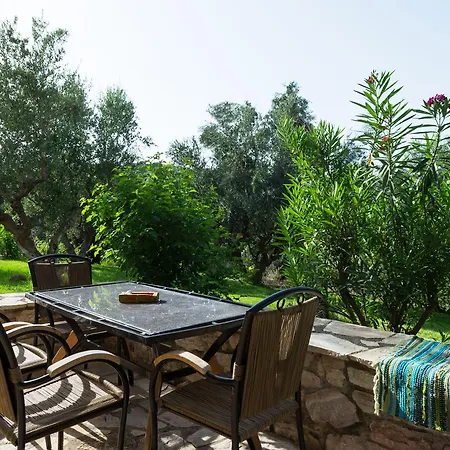 Village 3* Koróni