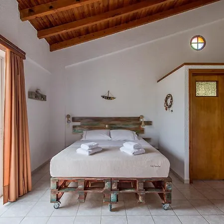 Village Aparthotel 3*