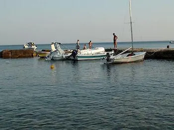 Ξενοδοχείο με διαμερίσματα Village 3*