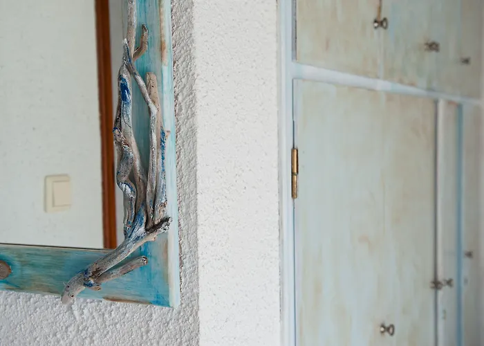 Village Apartmanhotel 3*