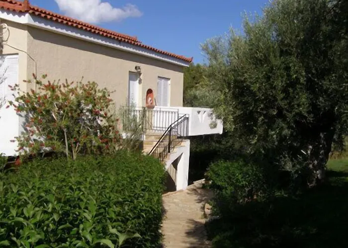 Apartmanhotel Village 3*